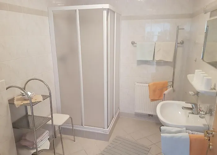 Hennersbergerhof Gasthof *